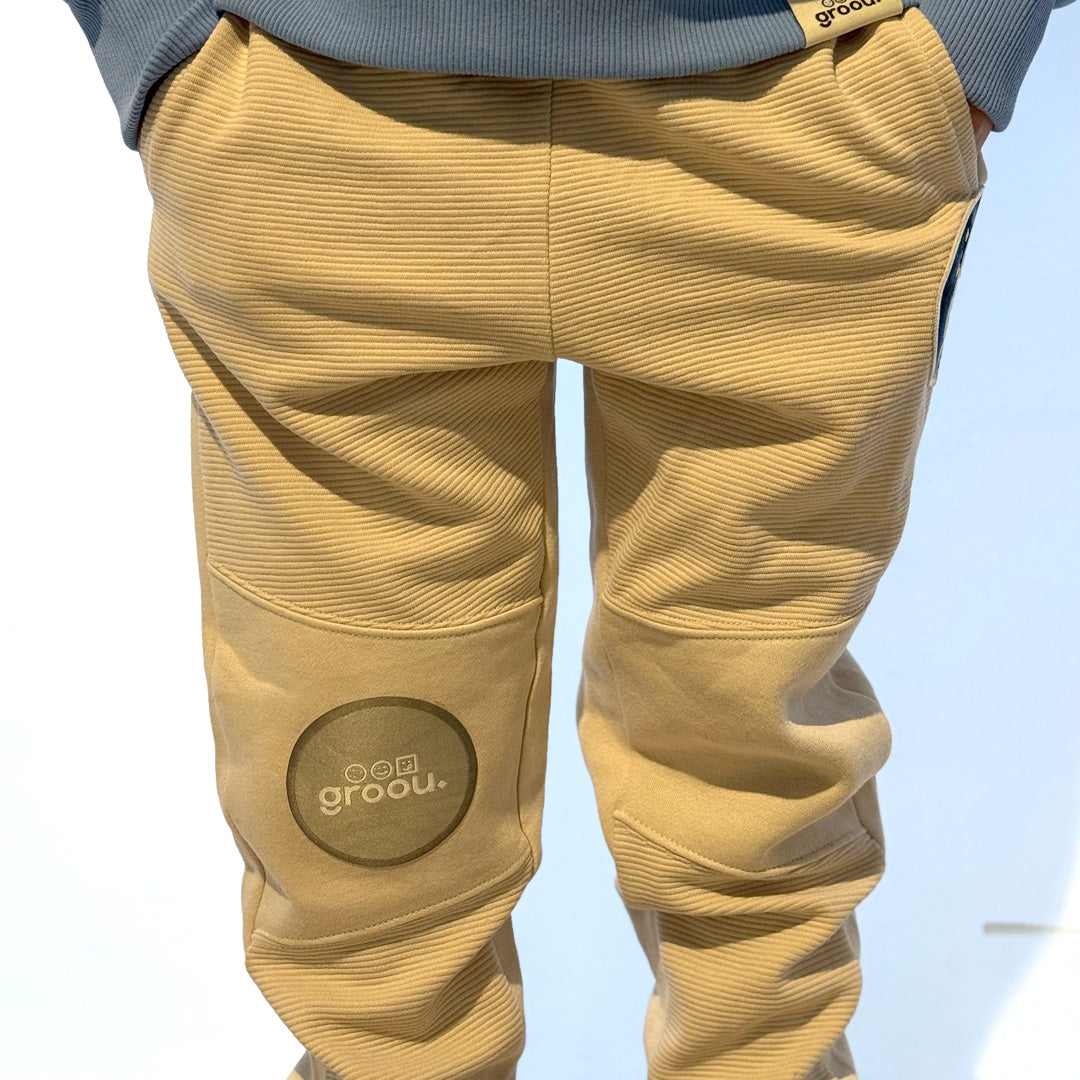 Groou Grey